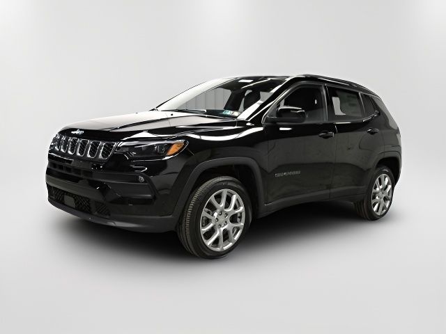 2024 Jeep Compass Latitude Lux