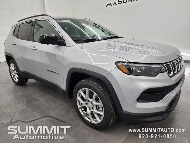 2024 Jeep Compass Latitude Lux