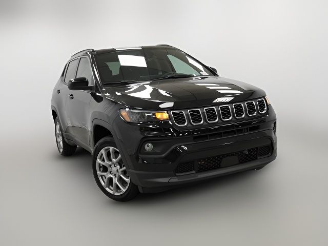 2024 Jeep Compass Latitude Lux