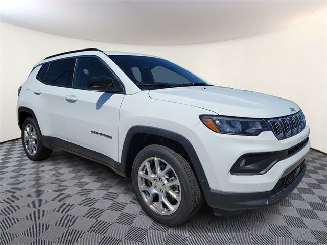 2024 Jeep Compass Latitude Lux