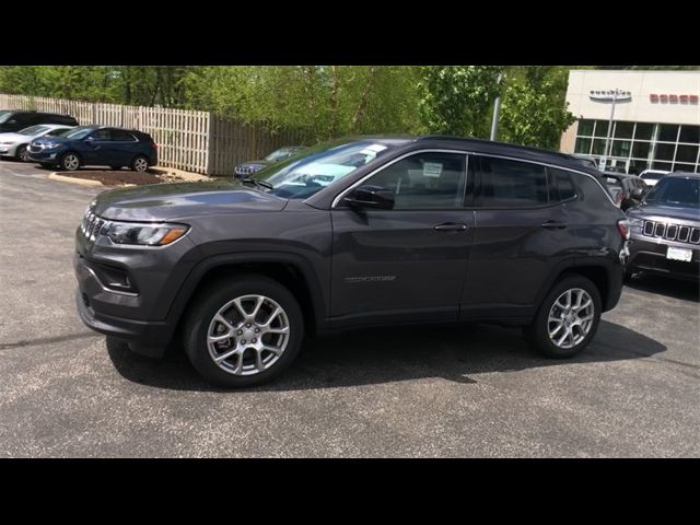 2024 Jeep Compass Latitude Lux