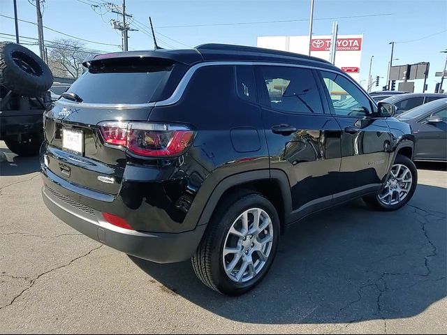 2024 Jeep Compass Latitude Lux