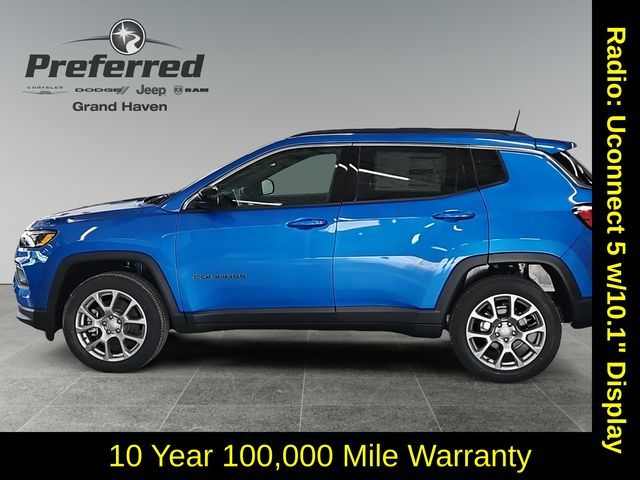 2024 Jeep Compass Latitude Lux