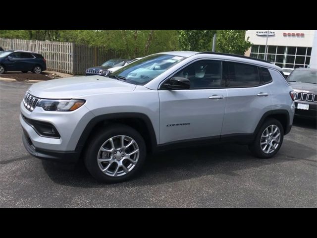 2024 Jeep Compass Latitude Lux