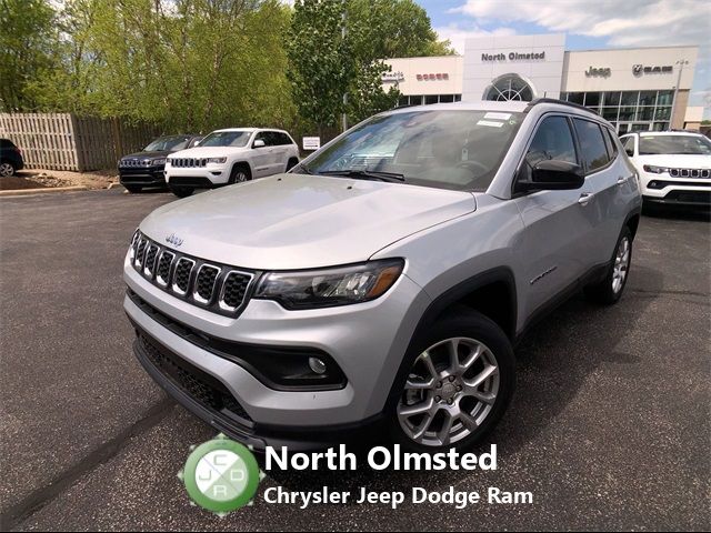 2024 Jeep Compass Latitude Lux