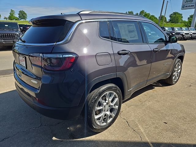 2024 Jeep Compass Latitude Lux