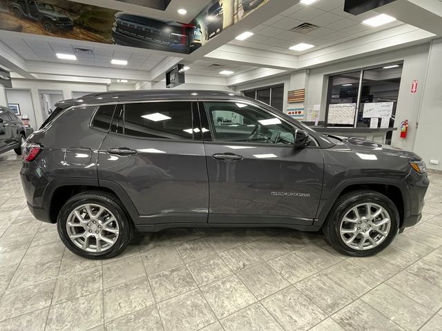 2024 Jeep Compass Latitude Lux