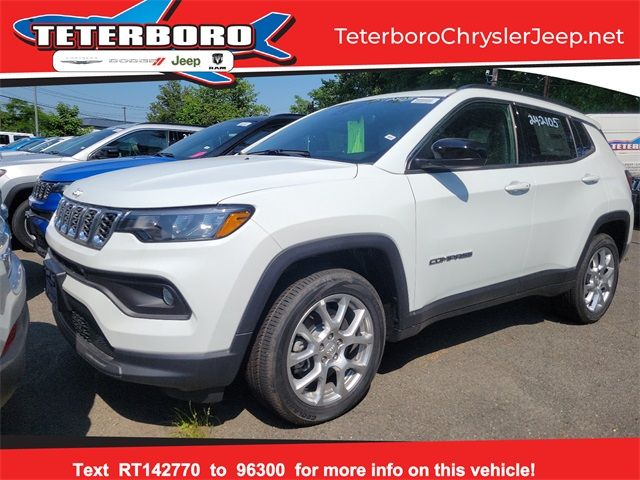 2024 Jeep Compass Latitude Lux