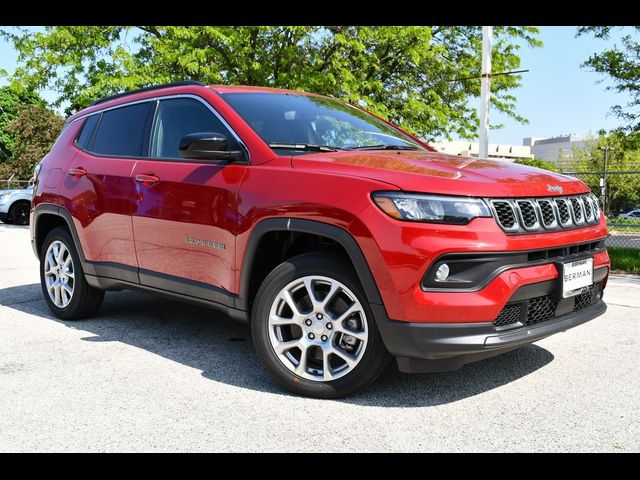 2024 Jeep Compass Latitude Lux