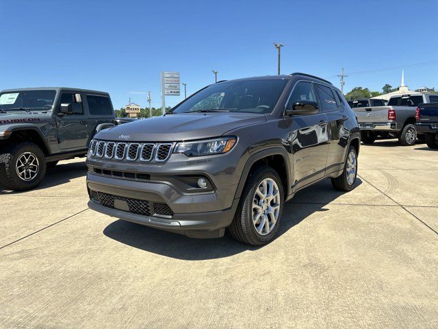 2024 Jeep Compass Latitude Lux