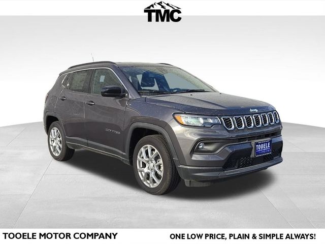 2024 Jeep Compass Latitude Lux