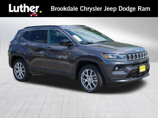 2024 Jeep Compass Latitude Lux