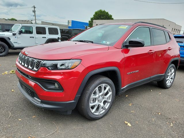 2024 Jeep Compass Latitude Lux