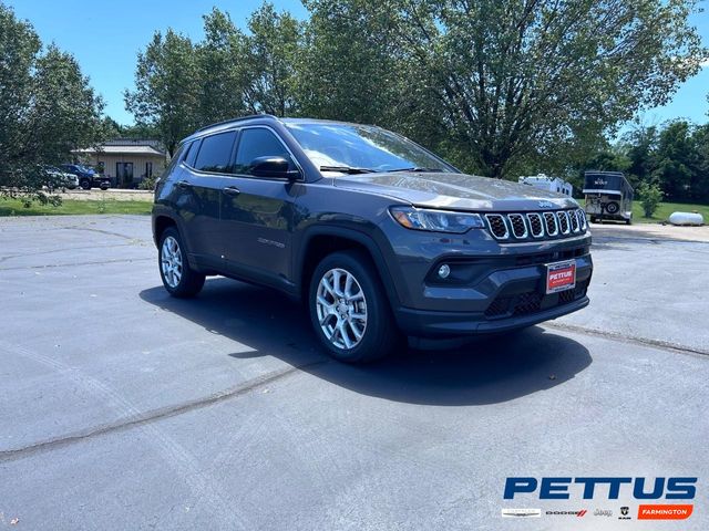 2024 Jeep Compass Latitude Lux