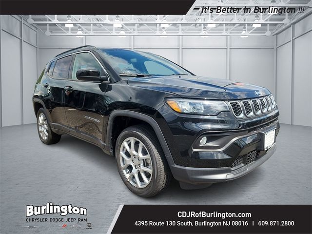 2024 Jeep Compass Latitude Lux