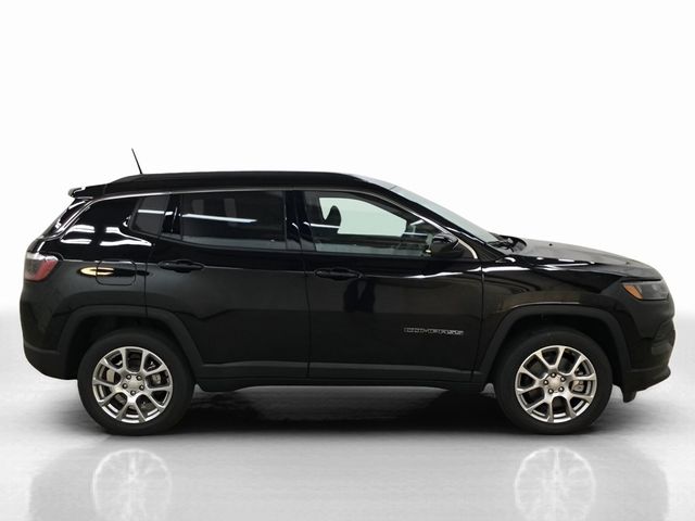 2024 Jeep Compass Latitude Lux