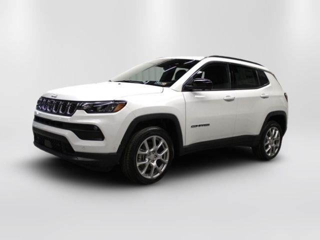 2024 Jeep Compass Latitude Lux