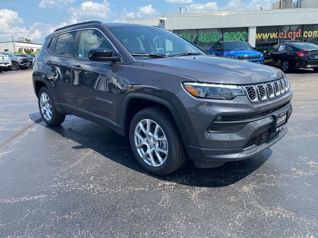 2024 Jeep Compass Latitude Lux