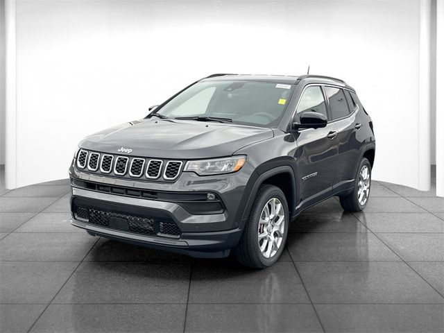 2024 Jeep Compass Latitude Lux