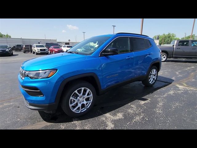 2024 Jeep Compass Latitude Lux