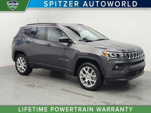 2024 Jeep Compass Latitude Lux