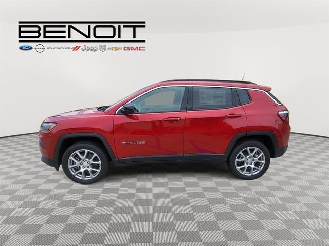 2024 Jeep Compass Latitude Lux