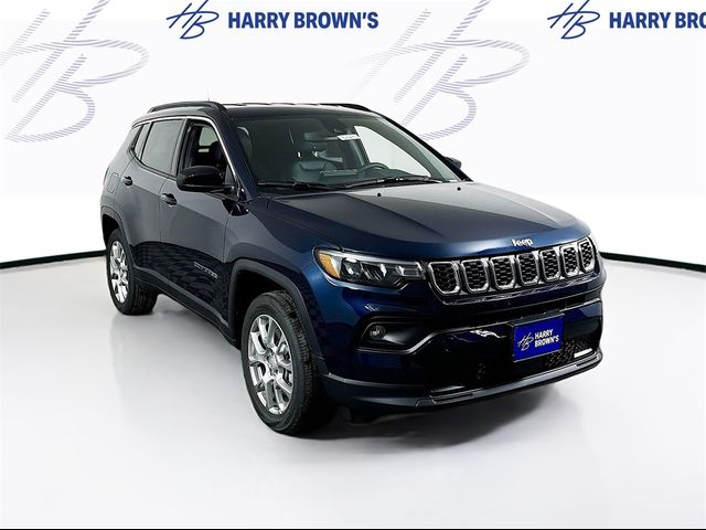 2024 Jeep Compass Latitude Lux