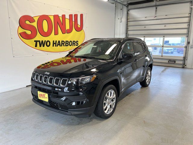 2024 Jeep Compass Latitude Lux