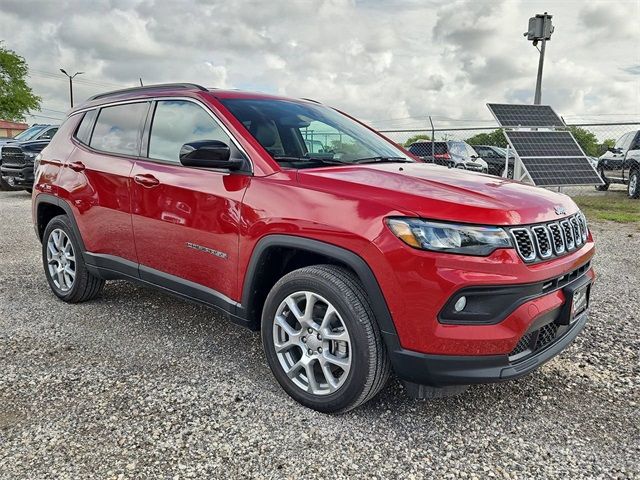 2024 Jeep Compass Latitude Lux