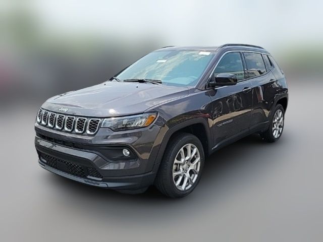 2024 Jeep Compass Latitude Lux