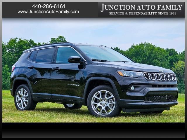 2024 Jeep Compass Latitude Lux