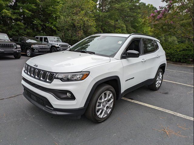 2024 Jeep Compass Latitude Lux