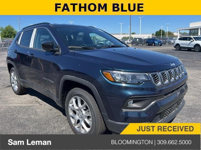 2024 Jeep Compass Latitude Lux