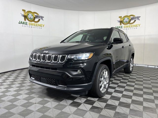 2024 Jeep Compass Latitude Lux