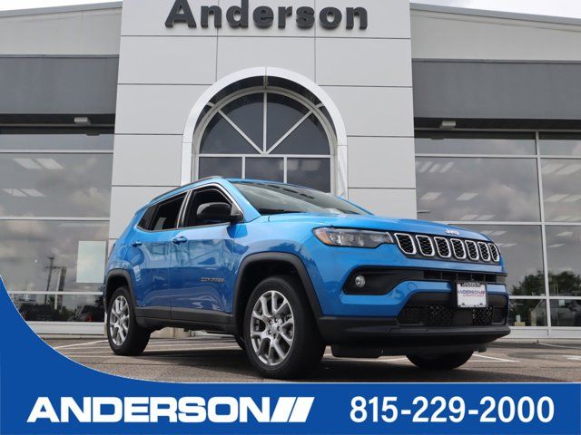 2024 Jeep Compass Latitude Lux