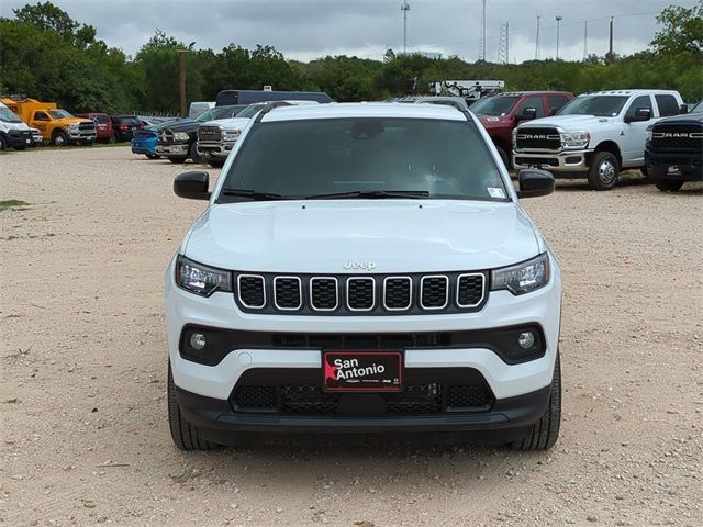 2024 Jeep Compass Latitude Lux