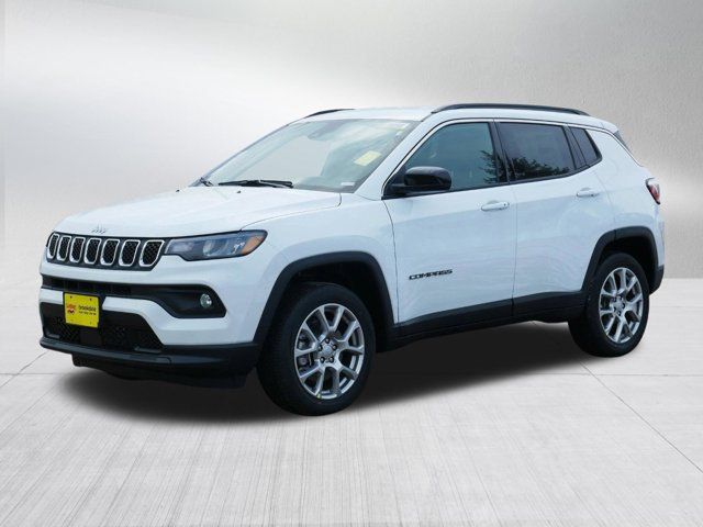 2024 Jeep Compass Latitude Lux