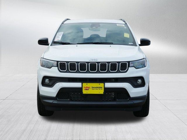 2024 Jeep Compass Latitude Lux