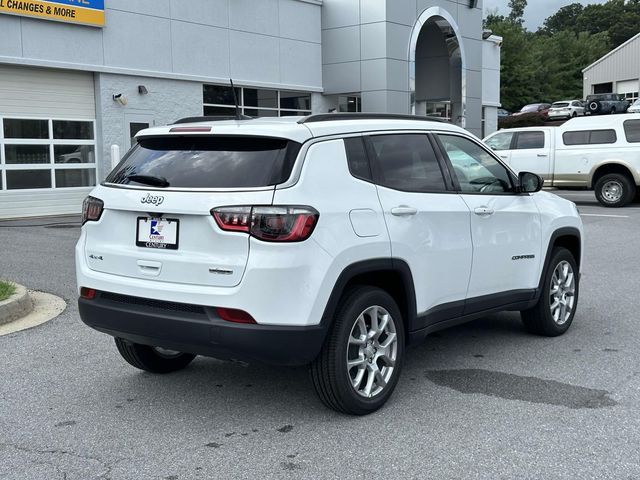 2024 Jeep Compass Latitude Lux