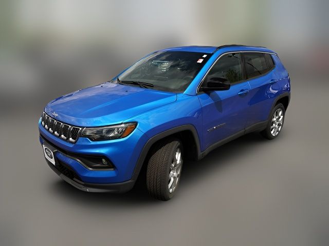 2024 Jeep Compass Latitude Lux