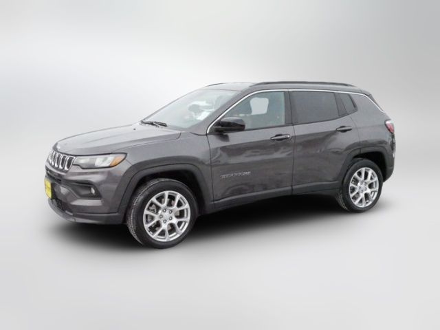 2024 Jeep Compass Latitude Lux