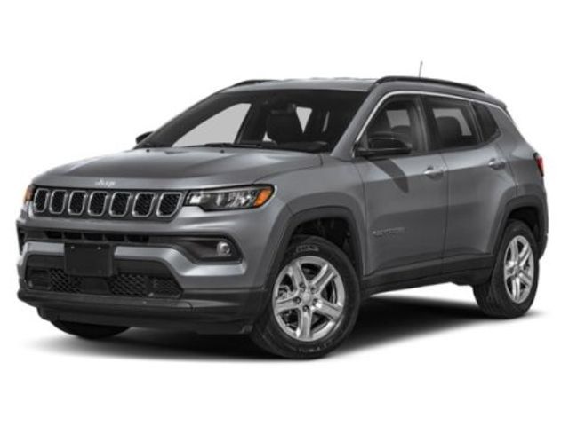 2024 Jeep Compass Latitude Lux