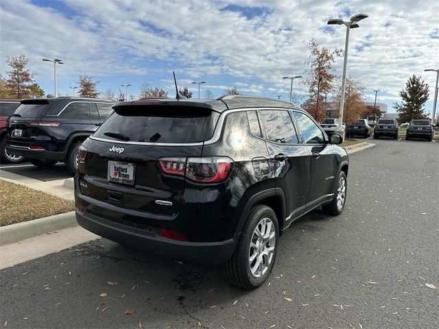 2024 Jeep Compass Latitude Lux