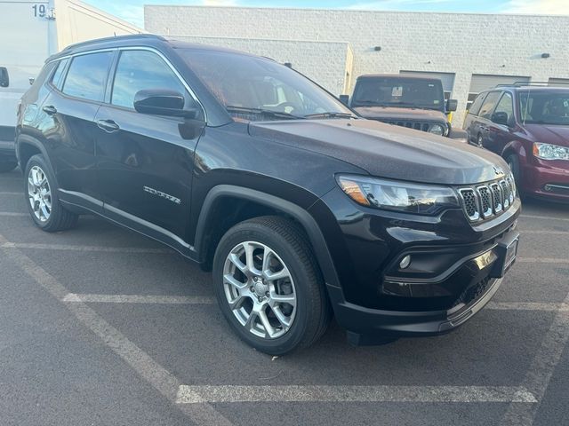 2024 Jeep Compass Latitude Lux