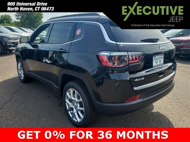 2024 Jeep Compass Latitude Lux