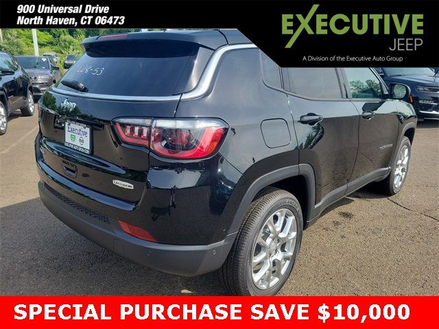 2024 Jeep Compass Latitude Lux