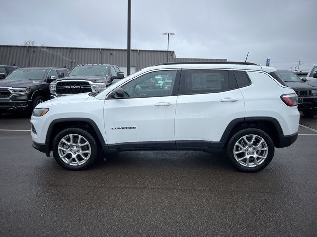 2024 Jeep Compass Latitude Lux