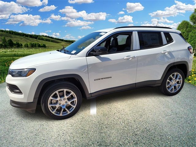 2024 Jeep Compass Latitude Lux