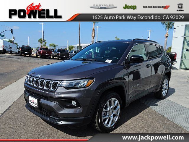 2024 Jeep Compass Latitude Lux