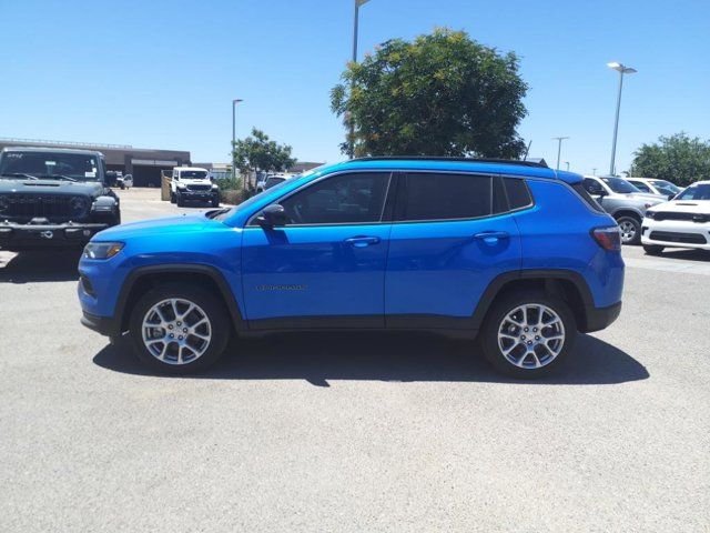 2024 Jeep Compass Latitude Lux